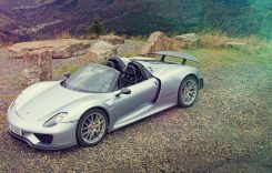 Car thief takes Porsche 918 Spyder with Weissach Package for a short drive